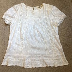 White lace top with embroidered flowers